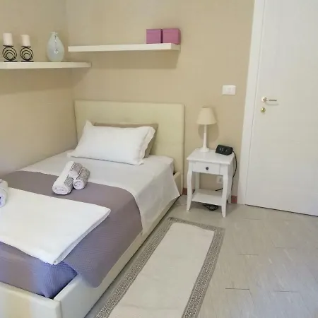 Your House بيت ضيافة *